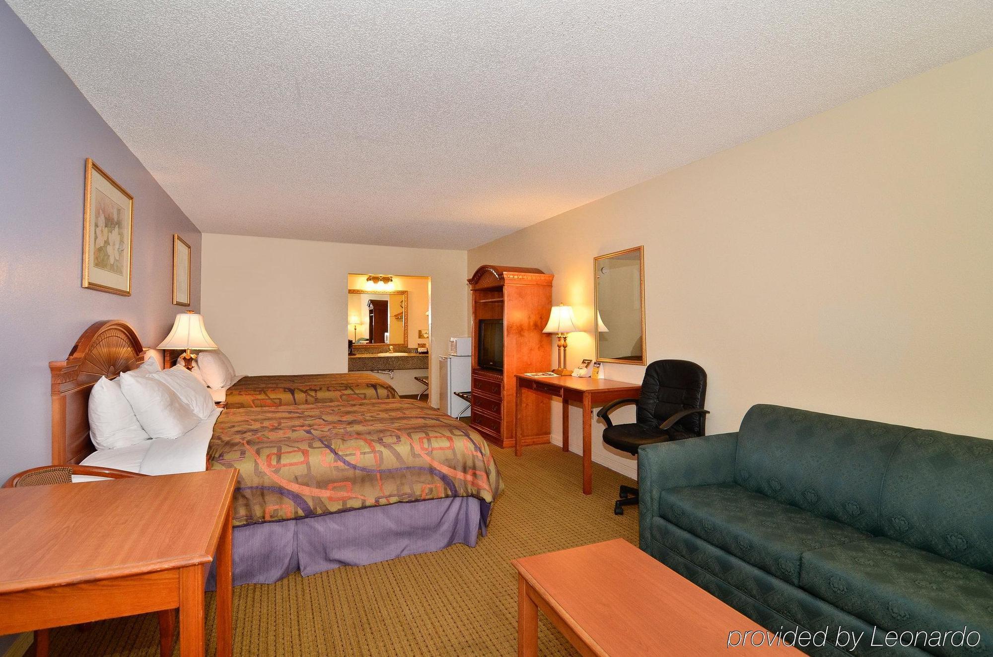 Quality Inn Near Manatee Springs State Park Chiefland Bilik gambar