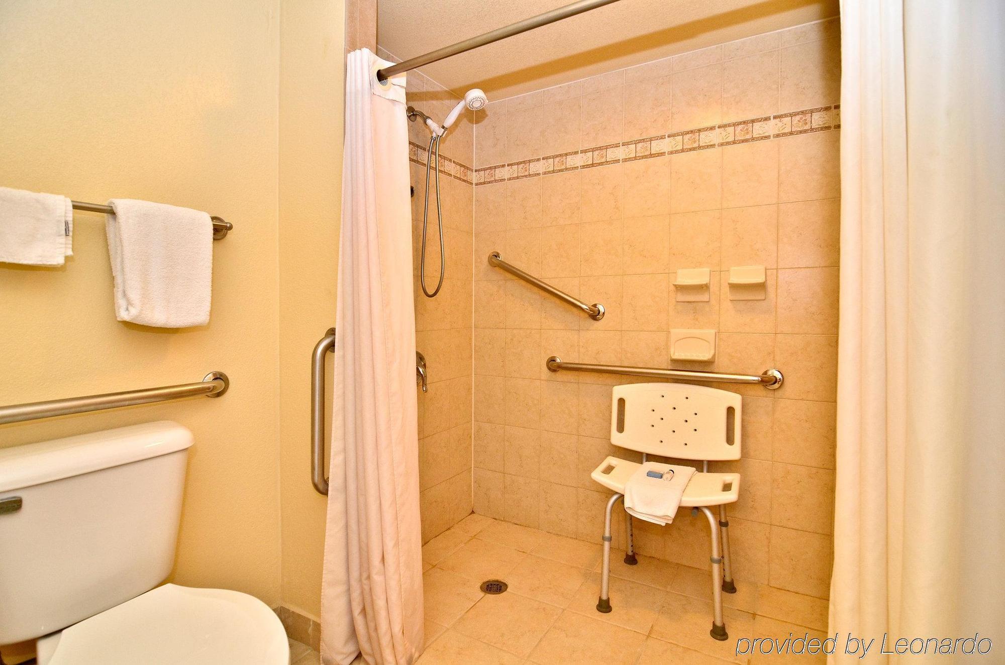 Quality Inn Near Manatee Springs State Park Chiefland Bilik gambar