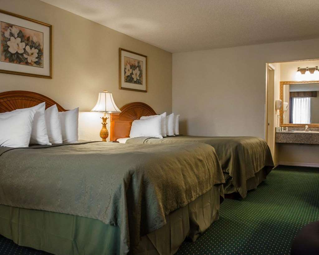 Quality Inn Near Manatee Springs State Park Chiefland Bilik gambar